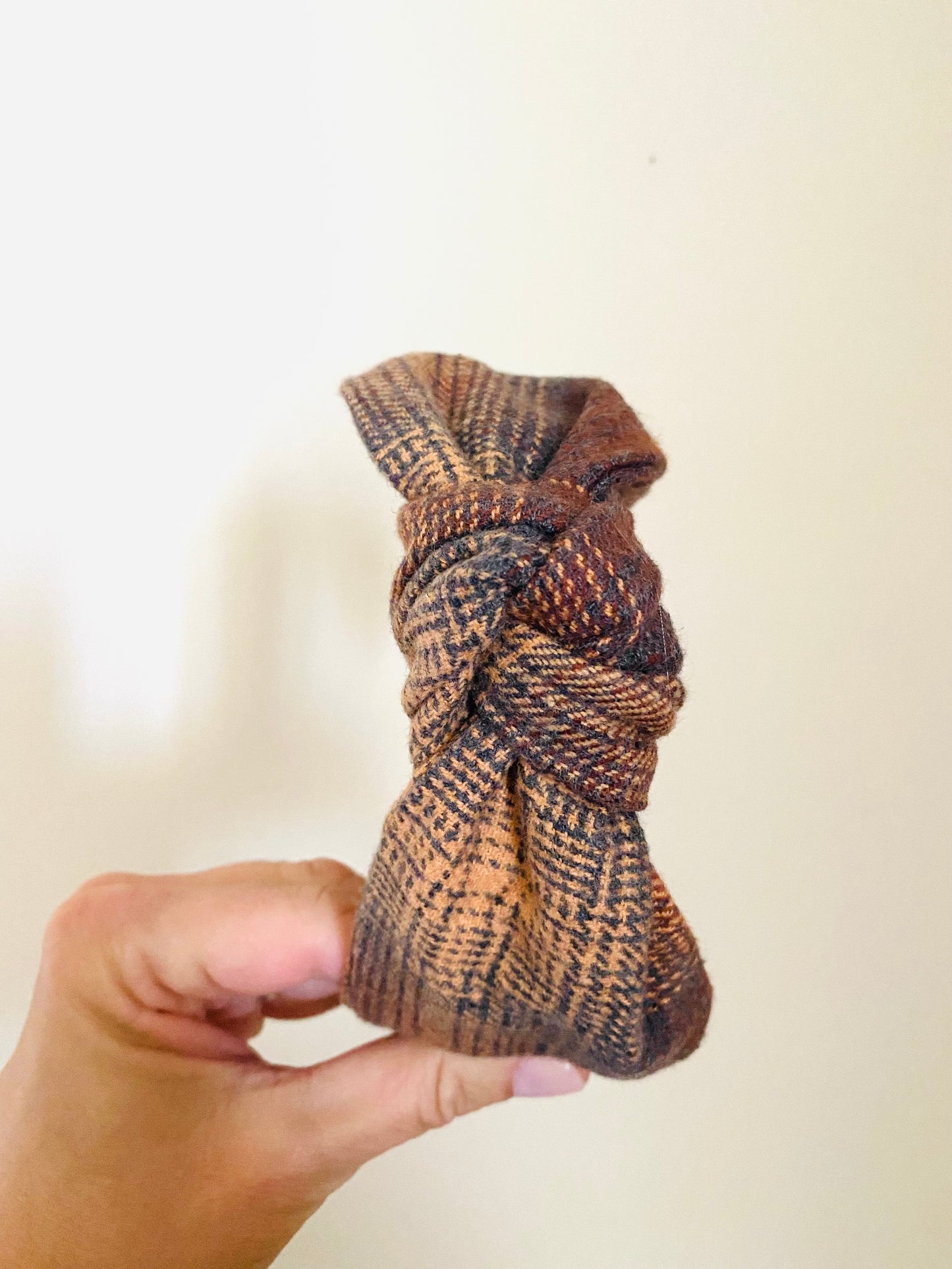 Blurred Brown & Blue Plaid Knotted Classic Headband